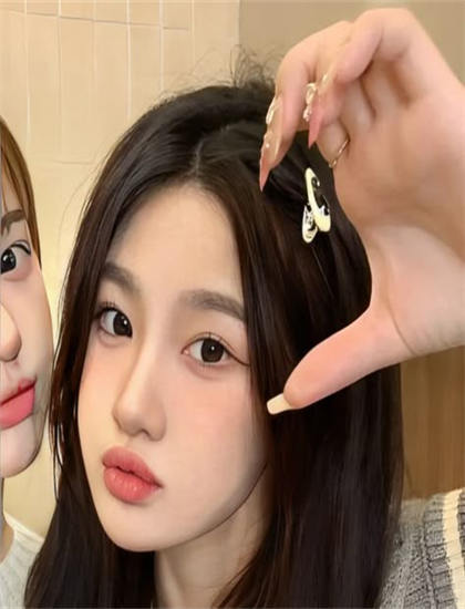 《小笨熊之走进名人》和其他作品相比如何？对比个人分析与评价，收视第一